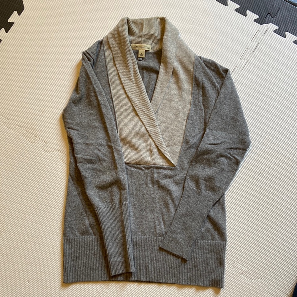 Banana Republic cowl neck gray cashmere blend wool sweater small